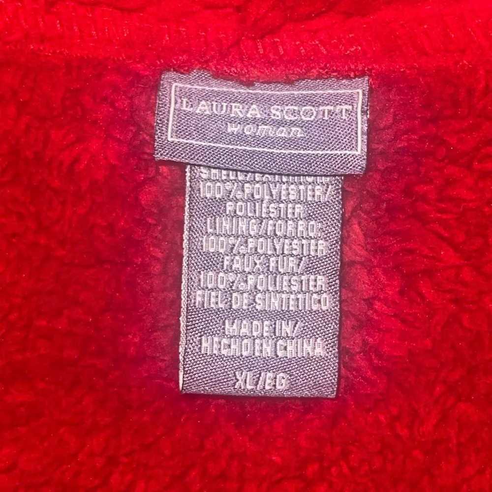 Laura Scott polyester fleece vest with a full zipper closure. Size XL GUC - Picture 3 of 4